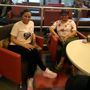 Meet your Posher, Janette